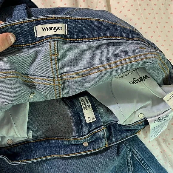 Wrangler Wanderer 622 High Rise Flare jeans size 33x30 - Picture 8 of 15